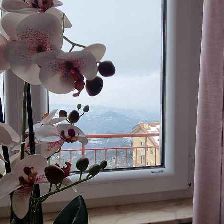 Appartamento Al Centro Storico Di Сан Марино Екстериор снимка
